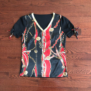 WOMEN’S TOP